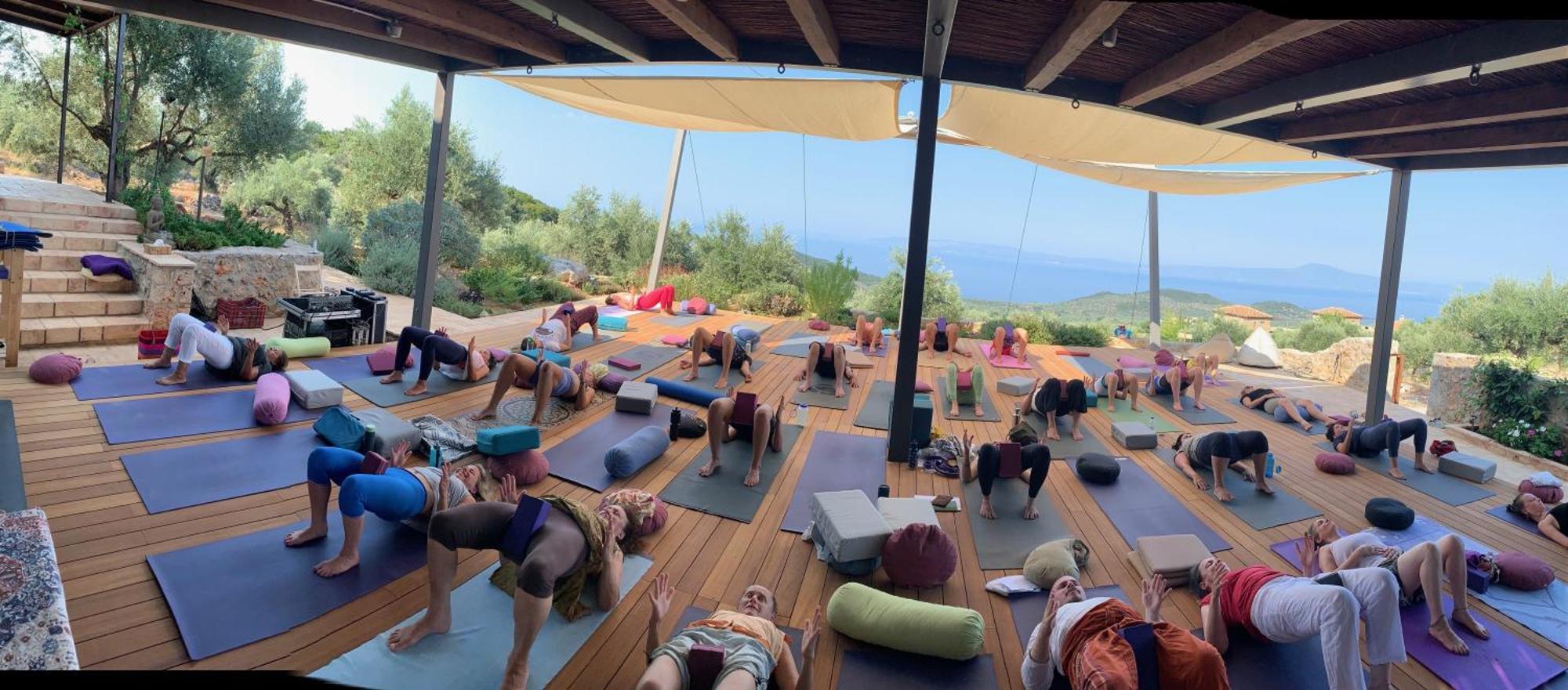 Zen Rocks Resort Kalianeika Esterno foto